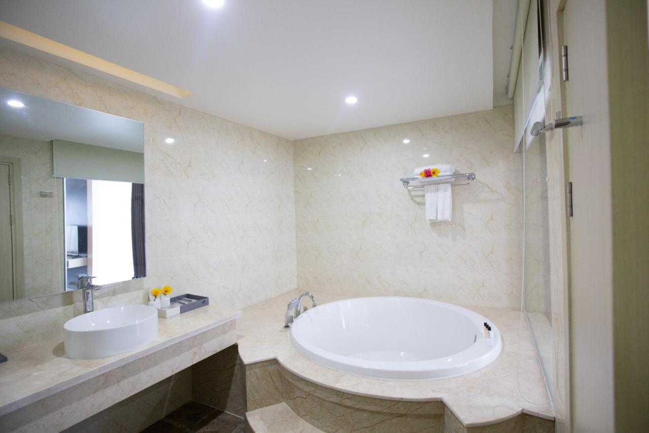 Central Hotel Thanh Hóa Εξωτερικό φωτογραφία